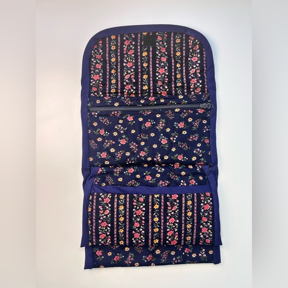 Handmade Quilted Cottagecore Floral Wallet – Navy Organizer - Picture 4 of 7